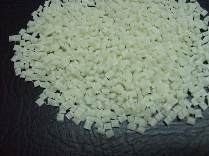 尼龍產(chǎn)品是重要的工程塑料之一